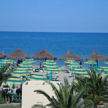 شقة Con Giardino Direttamente Sul Mare *